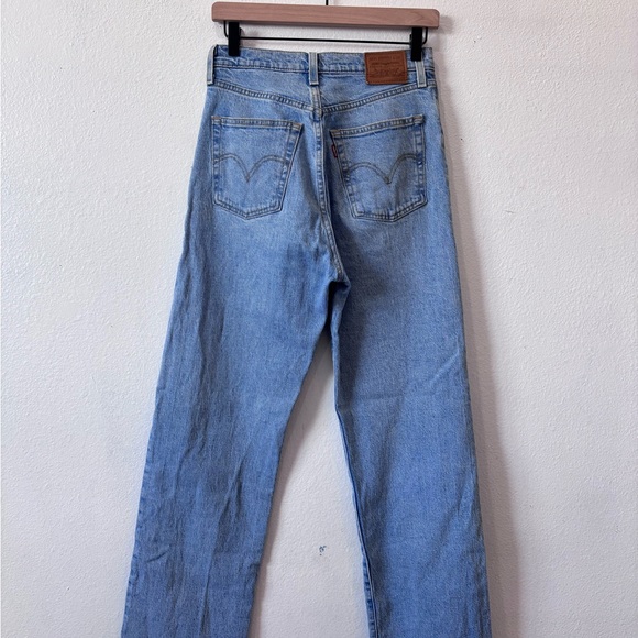 Levi's Ribcage Straight Full Length Jeans Light Wash - Picture 2 of 6